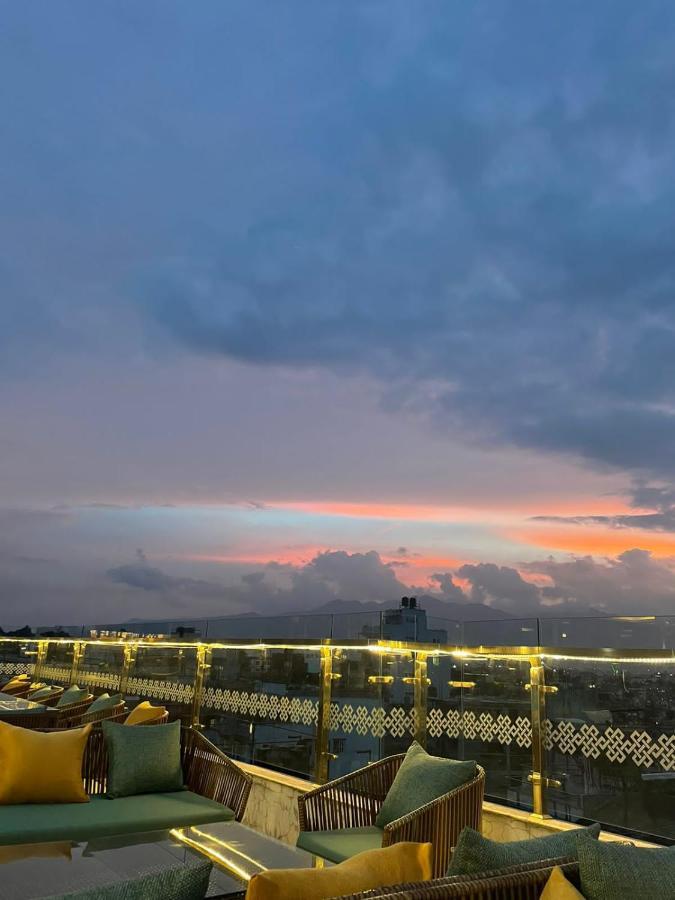 Kathmandu Height Boutique Hotel Luaran gambar
